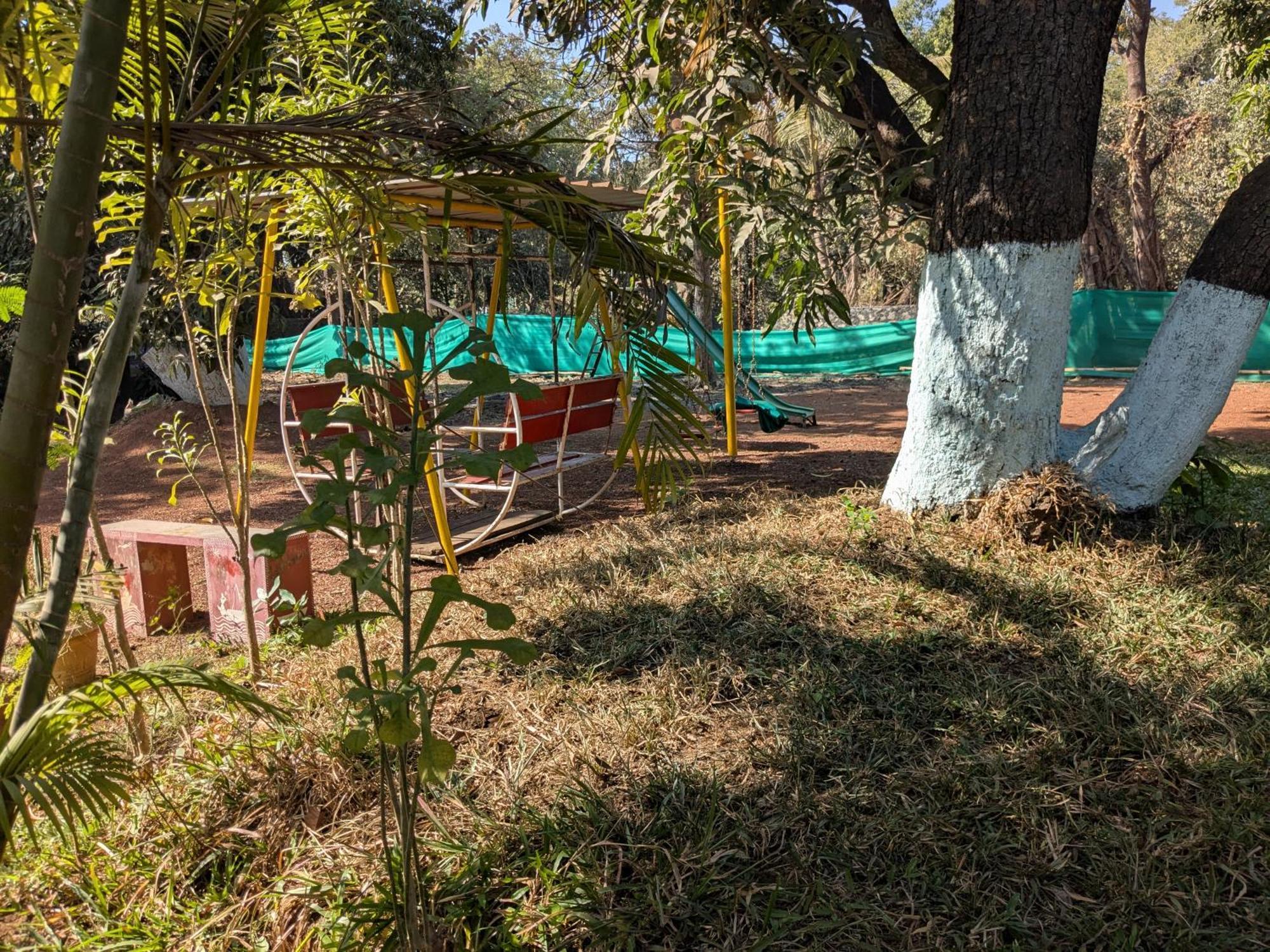 Shree Holidays Alībāg Exterior foto